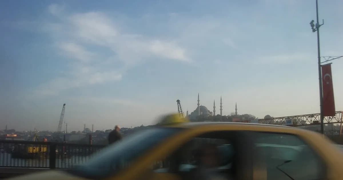 Şehirler Arası Taksi Rehberi: Uzun Yol Taksi Nasıl Ayarlanır?